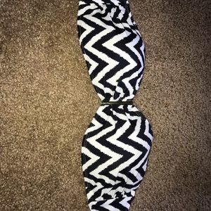 Old Navy strapless bathing suit top